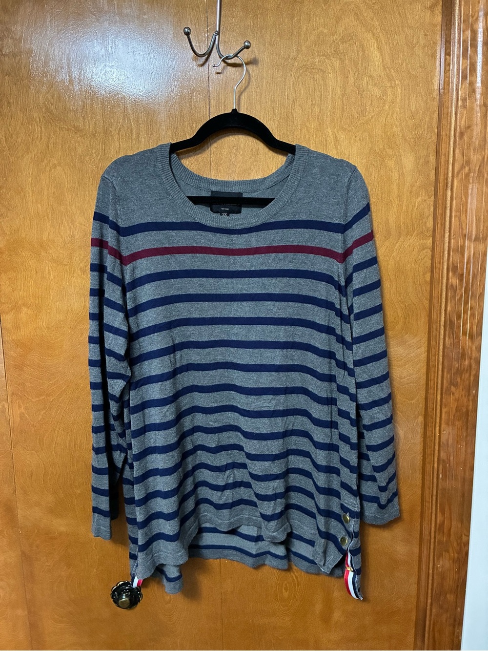 Absolutely Creative Worldwide Gray Sweater with Navy and Burgundy Stripes